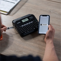Brother PT-D460BTVP címkenyomtató (asztali, QWERTY billentyűzet, TZ szalag 3,5-18 mm, grafikus kijelző, Bluetooth, USB,