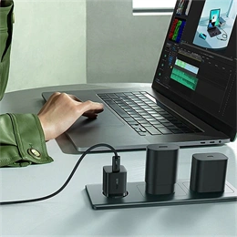 Baseus GaN5 Mini hálózati gyorstöltő (25W, 1×USB Type-C, GaN, PD gyorstöltő, fekete)