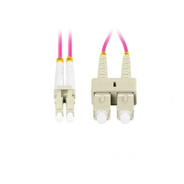 Lanberg Optikai szerelt patch MM LC/UPC - SC/UPC duplex (2 m, LSZH, OM4, 50/125, 3 mm, lila)